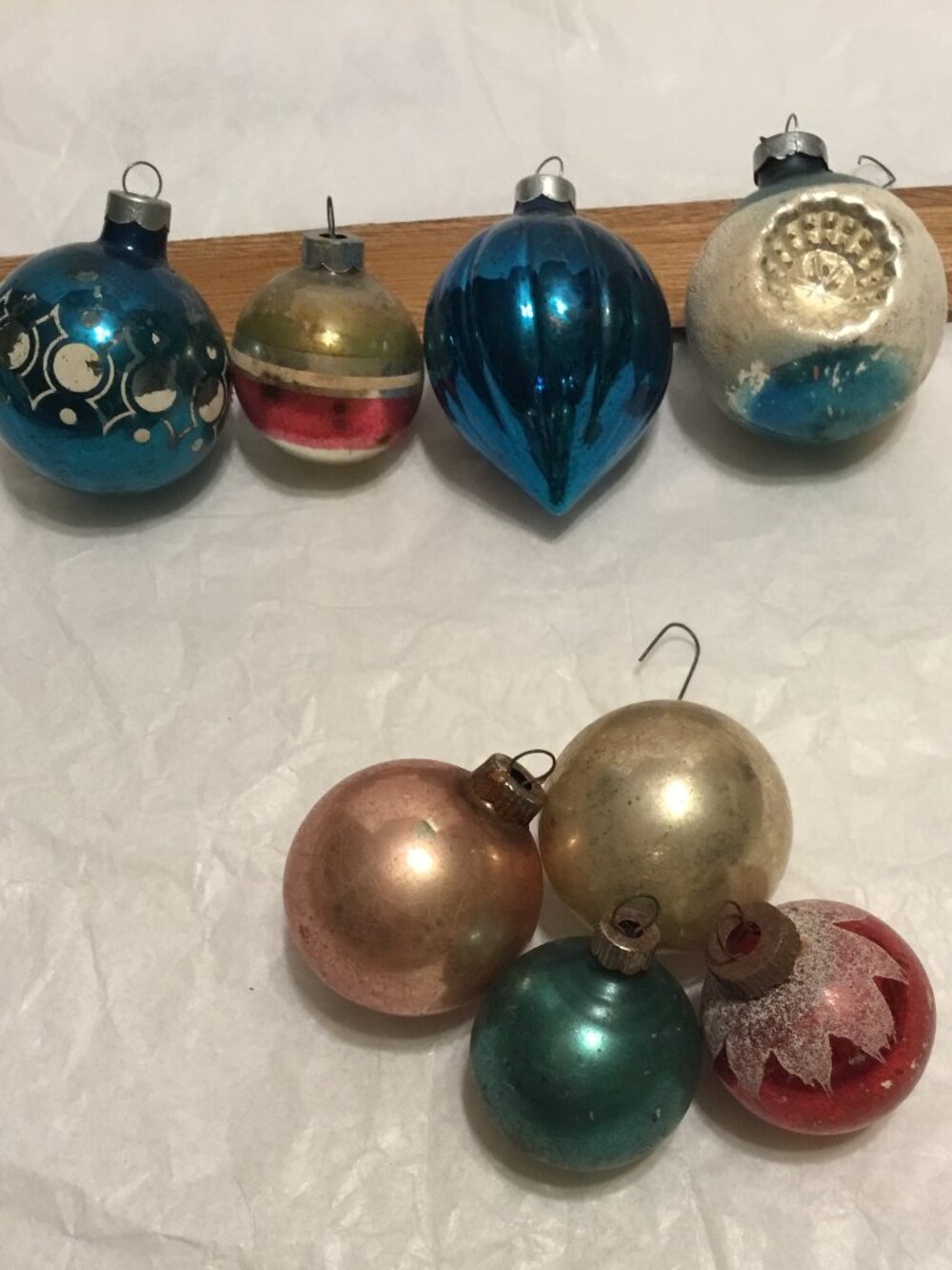 Very colorful lot of 8 antique & fragile glass Christmas tree ornaments - Picture 14 of 15